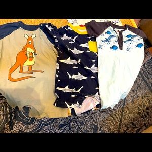 Set of 3 Tea Collection 12-18 month boy rompers